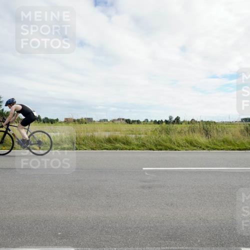 31.08.2025 - Elbe Triathlon Hamburg Michael Burmester http://msf.ph/oto/8694621 31.08.2025 15:27:52 Radfahren  meine-sportfotos.de