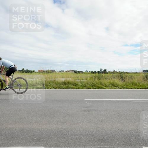 31.08.2025 - Elbe Triathlon Hamburg Michael Burmester http://msf.ph/oto/8694624 31.08.2025 15:28:04 Radfahren  meine-sportfotos.de