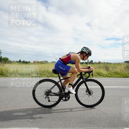 31.08.2025 - Elbe Triathlon Hamburg Michael Burmester http://msf.ph/oto/8694628 31.08.2025 15:29:01 Radfahren  meine-sportfotos.de
