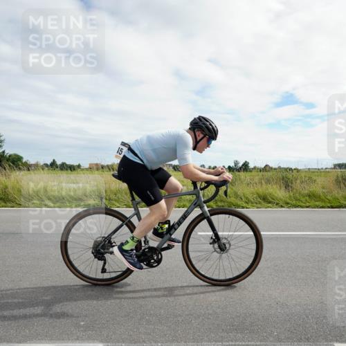 31.08.2025 - Elbe Triathlon Hamburg Michael Burmester http://msf.ph/oto/8694650 31.08.2025 15:30:40 Radfahren  meine-sportfotos.de