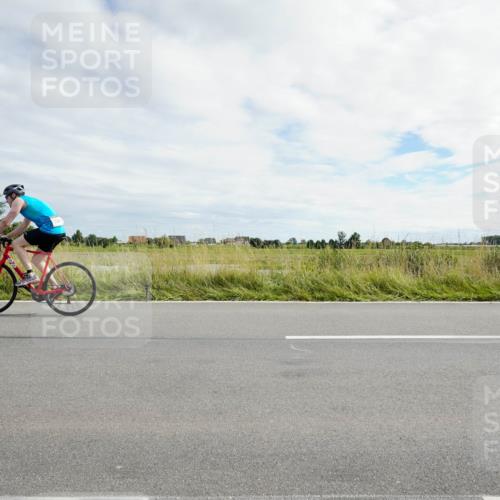 31.08.2025 - Elbe Triathlon Hamburg Michael Burmester http://msf.ph/oto/8694656 31.08.2025 15:31:02 Radfahren  meine-sportfotos.de
