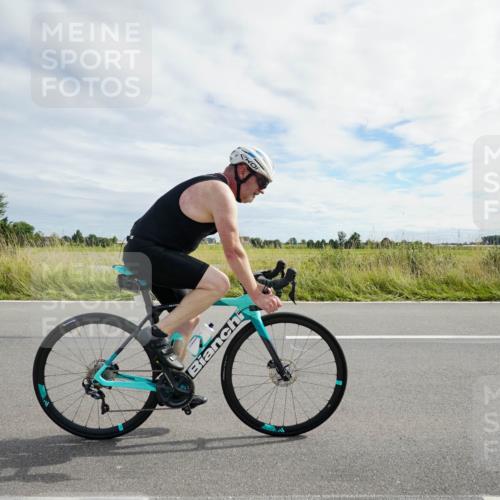 31.08.2025 - Elbe Triathlon Hamburg Michael Burmester http://msf.ph/oto/8694682 31.08.2025 15:33:06 Radfahren  meine-sportfotos.de