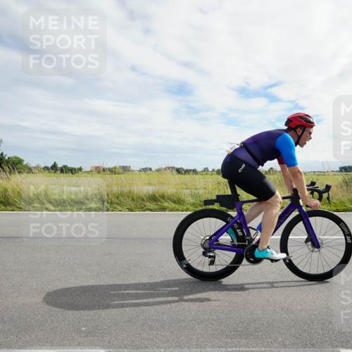 31.08.2025 - Elbe Triathlon Hamburg Michael Burmester http://msf.ph/oto/8694698 31.08.2025 15:34:05 Radfahren  meine-sportfotos.de