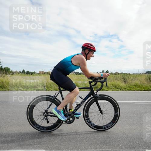 31.08.2025 - Elbe Triathlon Hamburg Michael Burmester http://msf.ph/oto/8694722 31.08.2025 15:36:18 Radfahren  meine-sportfotos.de