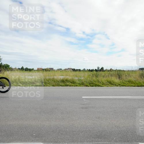 31.08.2025 - Elbe Triathlon Hamburg Michael Burmester http://msf.ph/oto/8694744 31.08.2025 15:37:54 Radfahren  meine-sportfotos.de