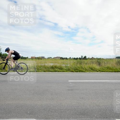 31.08.2025 - Elbe Triathlon Hamburg Michael Burmester http://msf.ph/oto/8694745 31.08.2025 15:38:06 Radfahren  meine-sportfotos.de