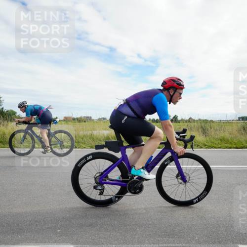 31.08.2025 - Elbe Triathlon Hamburg Michael Burmester http://msf.ph/oto/8694749 31.08.2025 15:38:30 Radfahren  meine-sportfotos.de