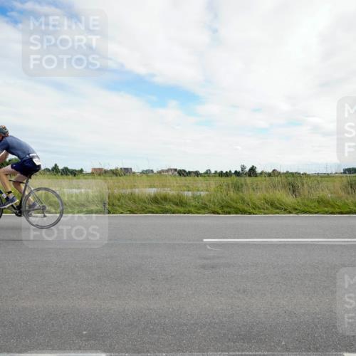 31.08.2025 - Elbe Triathlon Hamburg Michael Burmester http://msf.ph/oto/8694782 31.08.2025 15:41:54 Radfahren  meine-sportfotos.de