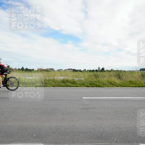 31.08.2025 - Elbe Triathlon Hamburg Michael Burmester http://msf.ph/oto/8694784 31.08.2025 15:42:04 Radfahren  meine-sportfotos.de