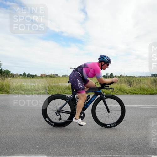 31.08.2025 - Elbe Triathlon Hamburg Michael Burmester http://msf.ph/oto/8694788 31.08.2025 15:42:51 Radfahren  meine-sportfotos.de