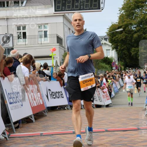 31.08.2025 - 21. Blankeneser Heldenlauf Strokosch-Dieckow http://msf.ph/oto/8694799 31.08.2025 12:34:54 Ziel 5083, 5515, 5169 meine-sportfotos.de