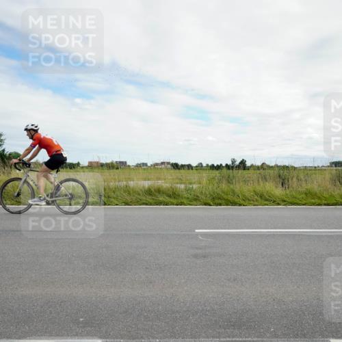 31.08.2025 - Elbe Triathlon Hamburg Michael Burmester http://msf.ph/oto/8694831 31.08.2025 15:49:15 Radfahren  meine-sportfotos.de