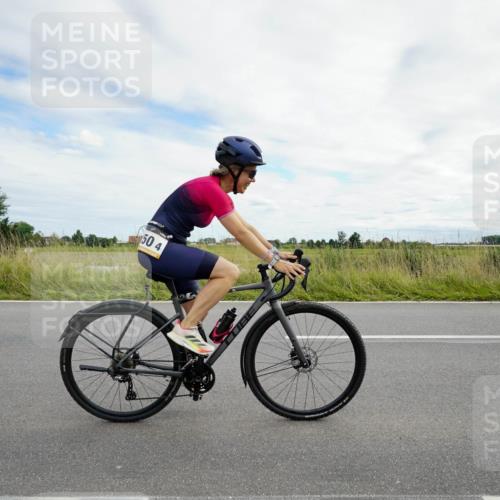 31.08.2025 - Elbe Triathlon Hamburg Michael Burmester http://msf.ph/oto/8694847 31.08.2025 15:51:51 Radfahren  meine-sportfotos.de