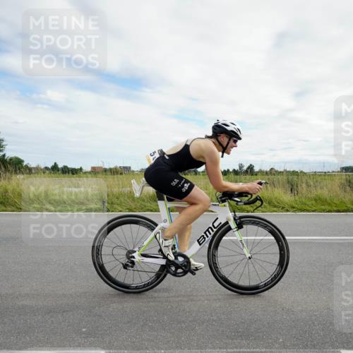 31.08.2025 - Elbe Triathlon Hamburg Michael Burmester http://msf.ph/oto/8694853 31.08.2025 15:52:20 Radfahren  meine-sportfotos.de