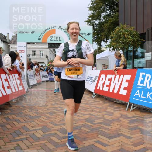 31.08.2025 - 21. Blankeneser Heldenlauf Strokosch-Dieckow http://msf.ph/oto/8694858 31.08.2025 12:34:49 Ziel 5083, 5515, 5169 meine-sportfotos.de