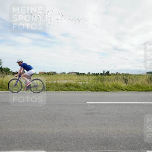31.08.2025 - Elbe Triathlon Hamburg Michael Burmester http://msf.ph/oto/8694872 31.08.2025 15:55:14 Radfahren  meine-sportfotos.de