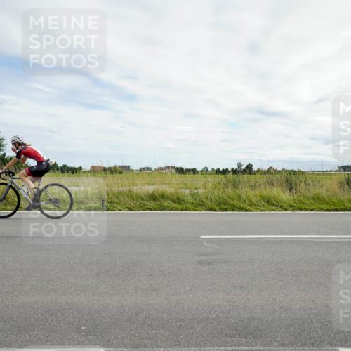 31.08.2025 - Elbe Triathlon Hamburg Michael Burmester http://msf.ph/oto/8694883 31.08.2025 15:56:37 Radfahren  meine-sportfotos.de