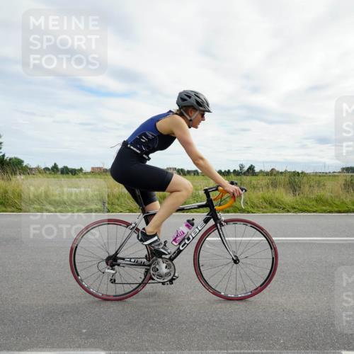 31.08.2025 - Elbe Triathlon Hamburg Michael Burmester http://msf.ph/oto/8694913 31.08.2025 16:00:01 Radfahren  meine-sportfotos.de