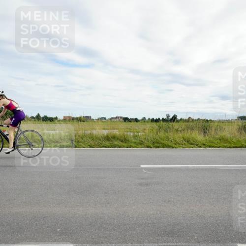 31.08.2025 - Elbe Triathlon Hamburg Michael Burmester http://msf.ph/oto/8694915 31.08.2025 16:00:06 Radfahren  meine-sportfotos.de