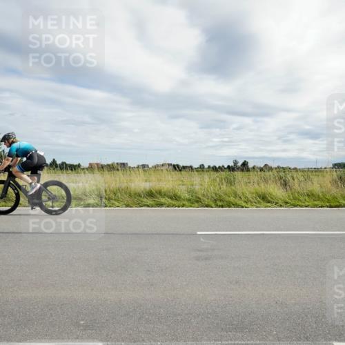 31.08.2025 - Elbe Triathlon Hamburg Michael Burmester http://msf.ph/oto/8694943 31.08.2025 16:04:00 Radfahren  meine-sportfotos.de