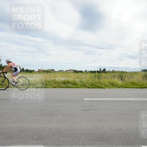 31.08.2025 - Elbe Triathlon Hamburg Michael Burmester http://msf.ph/oto/8694949 31.08.2025 16:04:47 Radfahren  meine-sportfotos.de