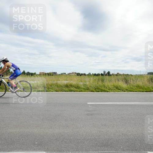 31.08.2025 - Elbe Triathlon Hamburg Michael Burmester http://msf.ph/oto/8694950 31.08.2025 16:04:57 Radfahren  meine-sportfotos.de