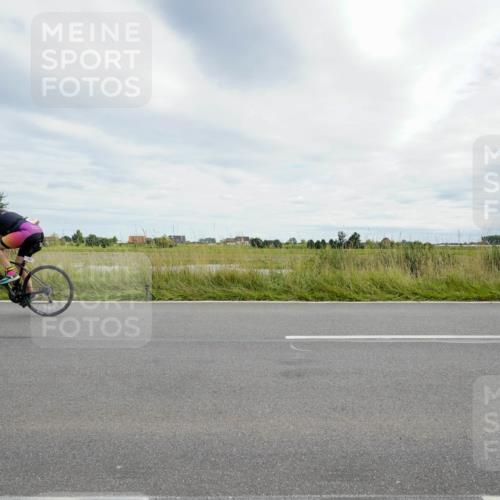 31.08.2025 - Elbe Triathlon Hamburg Michael Burmester http://msf.ph/oto/8694980 31.08.2025 16:07:52 Radfahren  meine-sportfotos.de