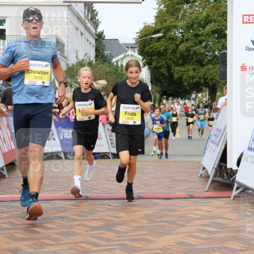 31.08.2025 - 21. Blankeneser Heldenlauf Strokosch-Dieckow http://msf.ph/oto/8694983 31.08.2025 10:25:55 Ziel 2342, 2472, 2070, 2241, 2243 meine-sportfotos.de
