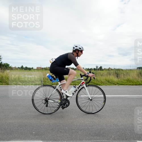 31.08.2025 - Elbe Triathlon Hamburg Michael Burmester http://msf.ph/oto/8695032 31.08.2025 16:13:20 Radfahren  meine-sportfotos.de