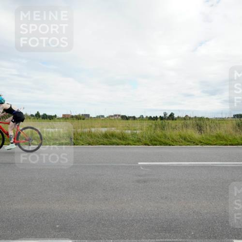 31.08.2025 - Elbe Triathlon Hamburg Michael Burmester http://msf.ph/oto/8695034 31.08.2025 16:13:27 Radfahren  meine-sportfotos.de