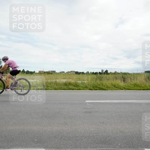 31.08.2025 - Elbe Triathlon Hamburg Michael Burmester http://msf.ph/oto/8695054 31.08.2025 16:15:30 Radfahren  meine-sportfotos.de