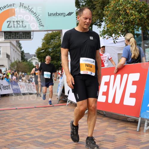 31.08.2025 - 21. Blankeneser Heldenlauf Strokosch-Dieckow http://msf.ph/oto/8695056 31.08.2025 12:34:21 Ziel 5264, 5563, 5716, 4208 meine-sportfotos.de