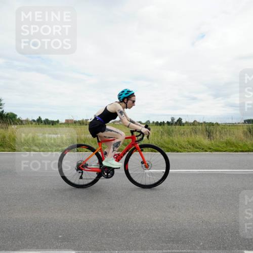 31.08.2025 - Elbe Triathlon Hamburg Michael Burmester http://msf.ph/oto/8695063 31.08.2025 16:16:07 Radfahren  meine-sportfotos.de
