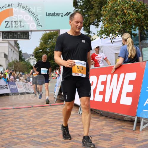 31.08.2025 - 21. Blankeneser Heldenlauf Strokosch-Dieckow http://msf.ph/oto/8695069 31.08.2025 12:34:21 Ziel 5264, 5563, 5716, 4208 meine-sportfotos.de