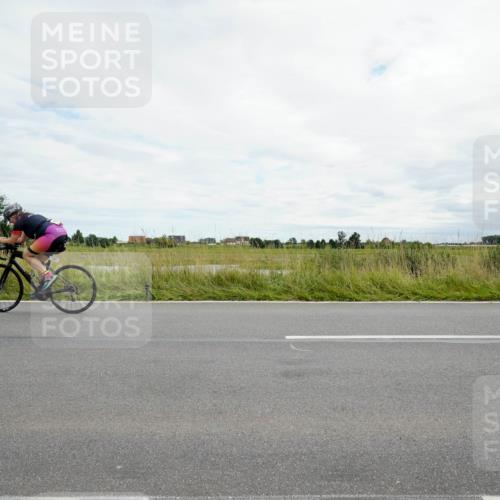 31.08.2025 - Elbe Triathlon Hamburg Michael Burmester http://msf.ph/oto/8695070 31.08.2025 16:17:16 Radfahren  meine-sportfotos.de