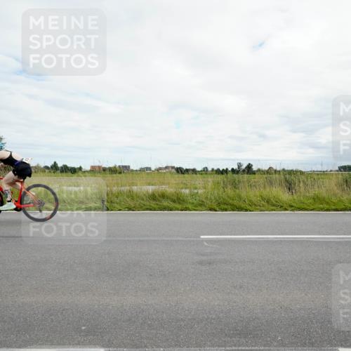 31.08.2025 - Elbe Triathlon Hamburg Michael Burmester http://msf.ph/oto/8695076 31.08.2025 16:18:12 Radfahren  meine-sportfotos.de