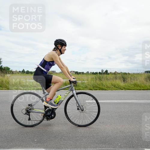31.08.2025 - Elbe Triathlon Hamburg Michael Burmester http://msf.ph/oto/8695089 31.08.2025 16:19:42 Radfahren  meine-sportfotos.de