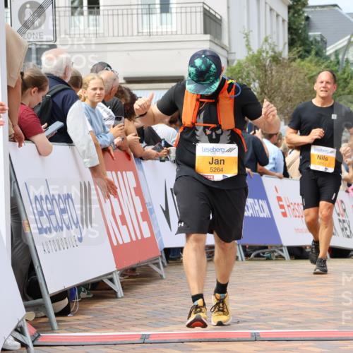 31.08.2025 - 21. Blankeneser Heldenlauf Strokosch-Dieckow http://msf.ph/oto/8695138 31.08.2025 12:34:15 Ziel 5264, 5563 meine-sportfotos.de