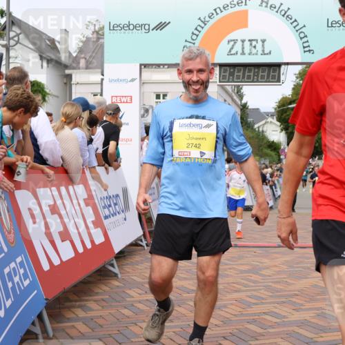 31.08.2025 - 21. Blankeneser Heldenlauf Strokosch-Dieckow http://msf.ph/oto/8695153 31.08.2025 10:25:36 Ziel 2410, 2411, 2742, 2475, 2363, 2397, 2726 meine-sportfotos.de