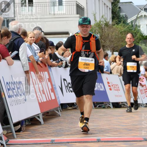 31.08.2025 - 21. Blankeneser Heldenlauf Strokosch-Dieckow http://msf.ph/oto/8695157 31.08.2025 12:34:15 Ziel 5264, 5563 meine-sportfotos.de
