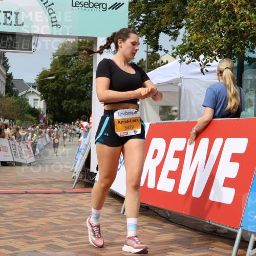 31.08.2025 - 21. Blankeneser Heldenlauf Strokosch-Dieckow http://msf.ph/oto/8695161 31.08.2025 12:34:04 Ziel 5369, 5479 meine-sportfotos.de