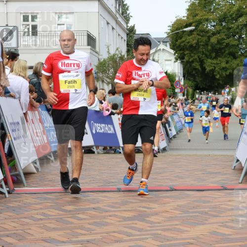 31.08.2025 - 21. Blankeneser Heldenlauf Strokosch-Dieckow http://msf.ph/oto/8695181 31.08.2025 10:25:27 Ziel 2541, 2636, 2363, 2367, 2505, 2504 meine-sportfotos.de