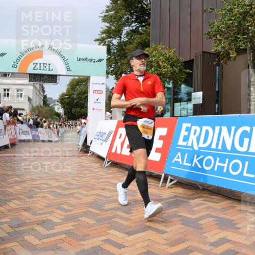 31.08.2025 - 21. Blankeneser Heldenlauf Strokosch-Dieckow http://msf.ph/oto/8695195 31.08.2025 12:33:54 Ziel 5184 meine-sportfotos.de