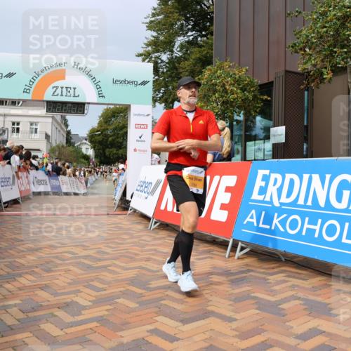 31.08.2025 - 21. Blankeneser Heldenlauf Strokosch-Dieckow http://msf.ph/oto/8695197 31.08.2025 12:33:54 Ziel 5184 meine-sportfotos.de