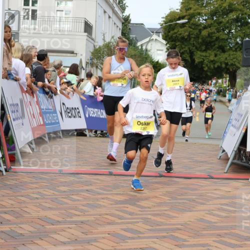 31.08.2025 - 21. Blankeneser Heldenlauf Strokosch-Dieckow http://msf.ph/oto/8695275 31.08.2025 10:25:09 Ziel 2641, 2357, 2183, 2717, 2285, 2286, 2331, 2053, 2359, 2661 meine-sportfotos.de