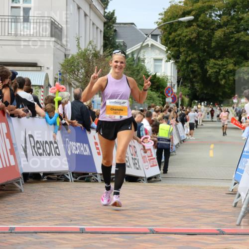 31.08.2025 - 21. Blankeneser Heldenlauf Strokosch-Dieckow http://msf.ph/oto/8695316 31.08.2025 12:32:48 Ziel 5620, 5817 meine-sportfotos.de