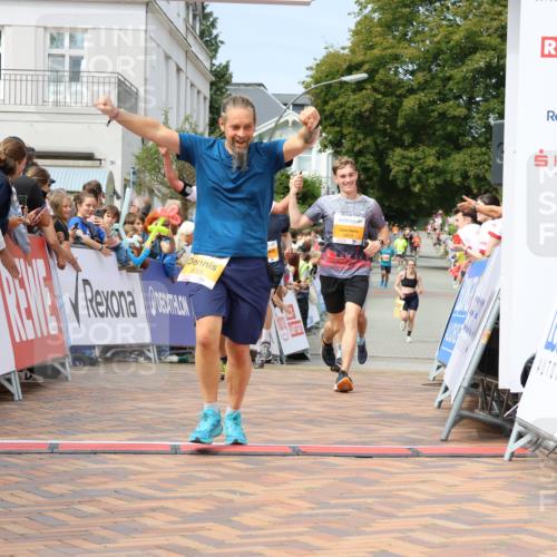 31.08.2025 - 21. Blankeneser Heldenlauf Strokosch-Dieckow http://msf.ph/oto/8695322 31.08.2025 12:26:58 Ziel 5065, 5274, 5275, 5664, 5015, 5818, 5819, 4180 meine-sportfotos.de