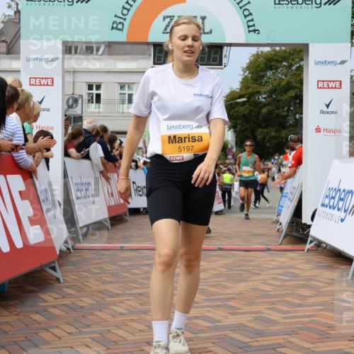 31.08.2025 - 21. Blankeneser Heldenlauf Strokosch-Dieckow http://msf.ph/oto/8695332 31.08.2025 12:32:26 Ziel 5284, 5708, 5197, 4417, 4050 meine-sportfotos.de