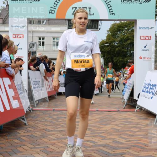 31.08.2025 - 21. Blankeneser Heldenlauf Strokosch-Dieckow http://msf.ph/oto/8695334 31.08.2025 12:32:26 Ziel 5284, 5708, 5197, 4417, 4050 meine-sportfotos.de