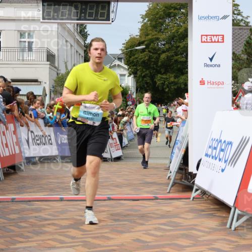 31.08.2025 - 21. Blankeneser Heldenlauf Strokosch-Dieckow http://msf.ph/oto/8695357 31.08.2025 12:26:52 Ziel 5787, 5664, 4180, 4391 meine-sportfotos.de